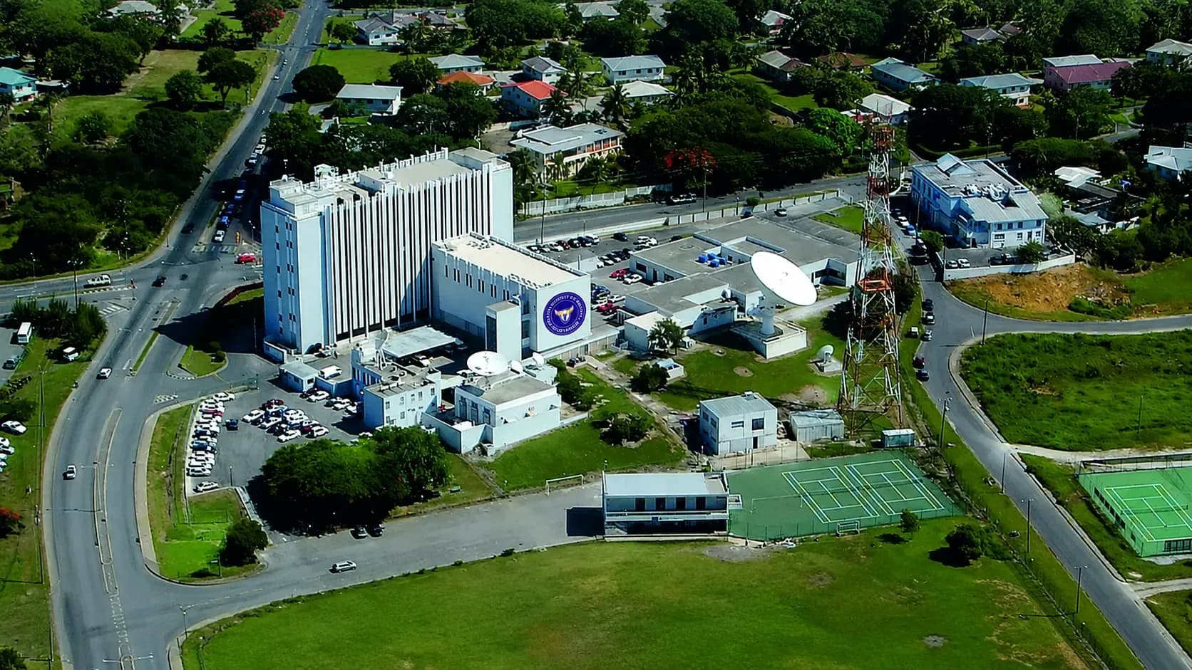 ERA's Lucknow Medical College & Hospital