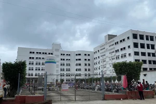 Smt. Kashibai Navale Medical College (SKNMCGH), Pune